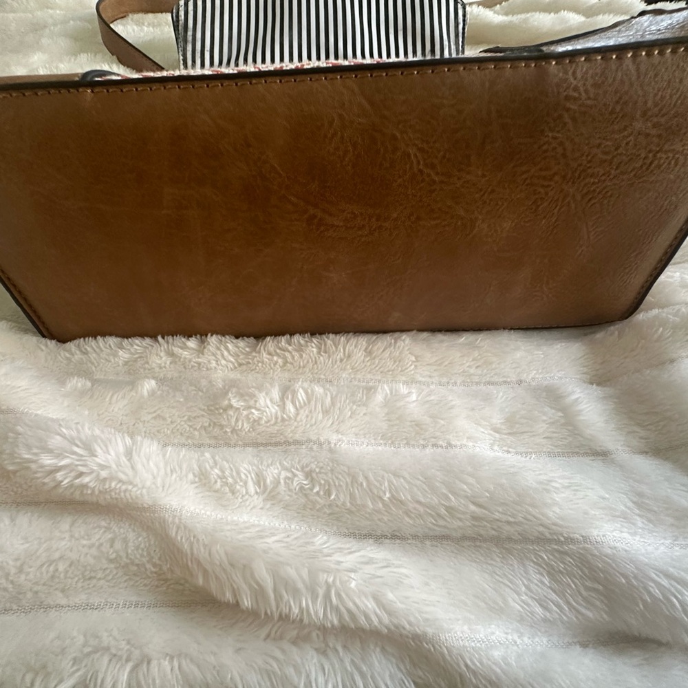 Brown and Red Chevron Women's Bag - Picture 5 of 5